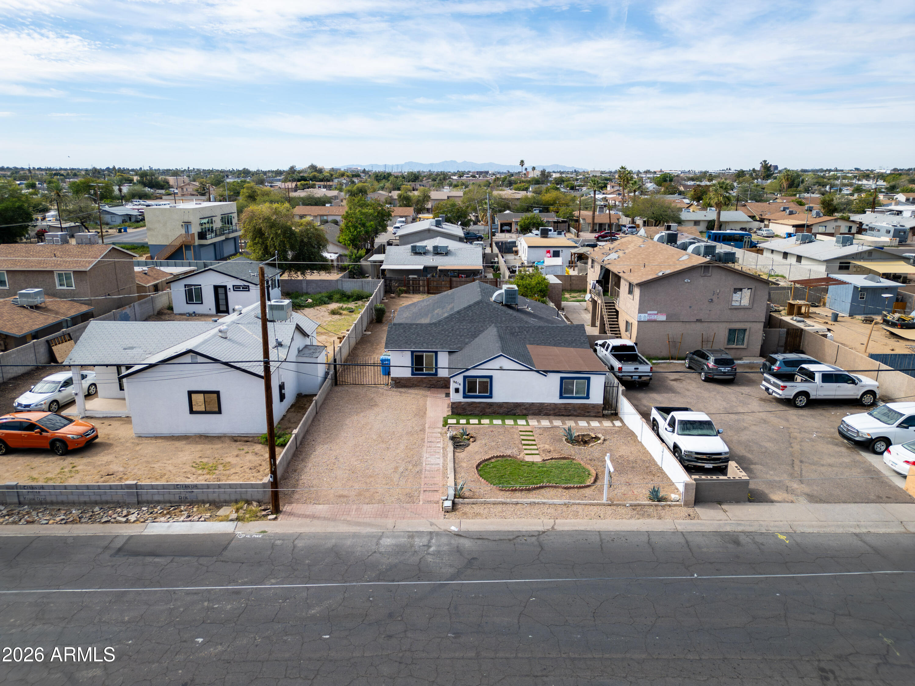 9616 North 11th Avenue Phoenix, AZ 85021 - Photo 27 of 32