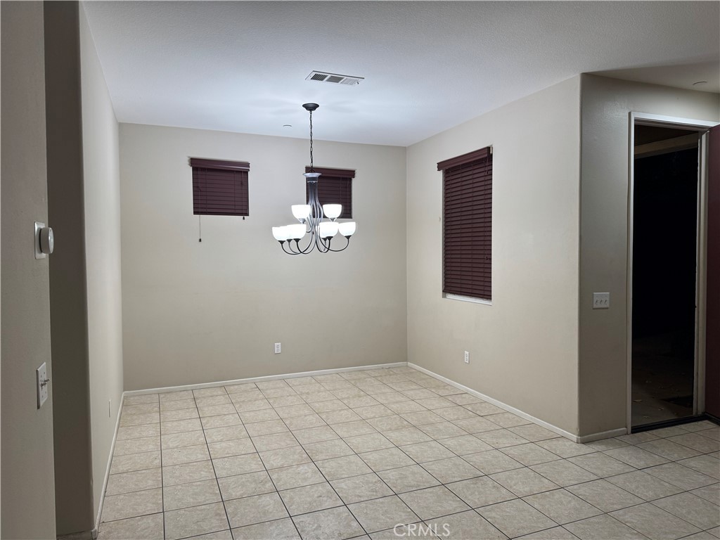 3357 Brou Lane Riverside, CA 92503 - Photo 5 of 14