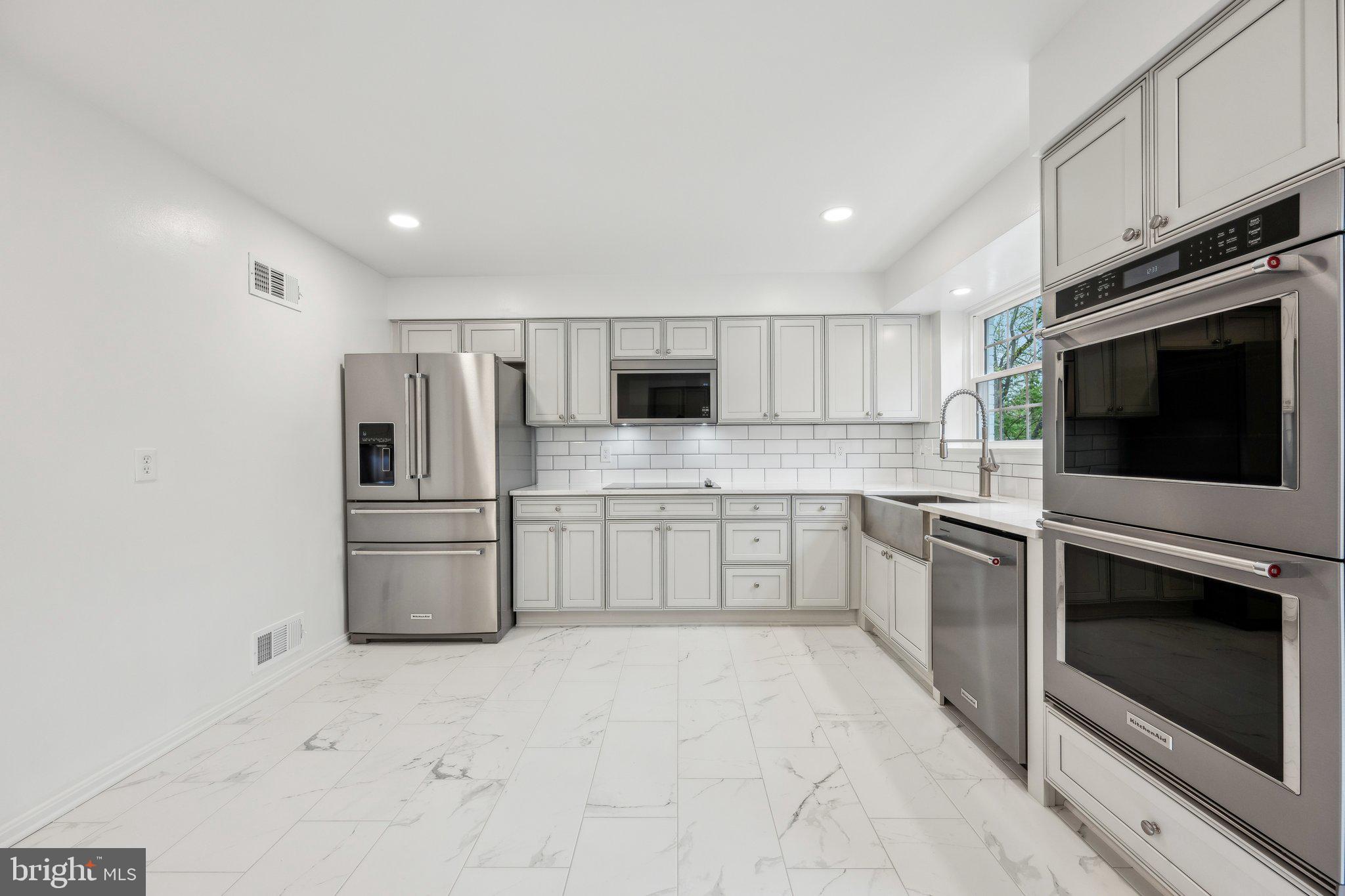 2827 Ellicott Street Northwest Washington, DC 20008 - Photo 15 of 56