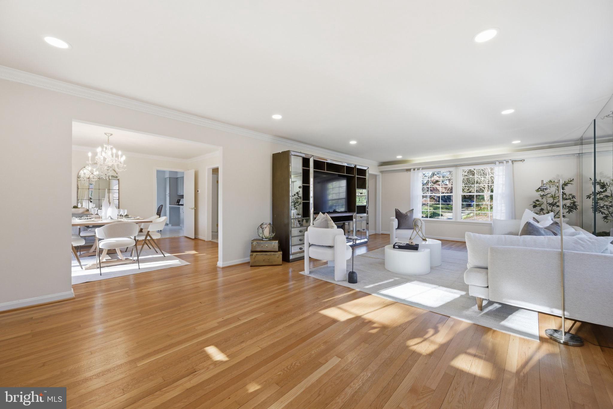2827 Ellicott Street Northwest Washington, DC 20008 - Photo 21 of 56 a living room with furniture and a large window