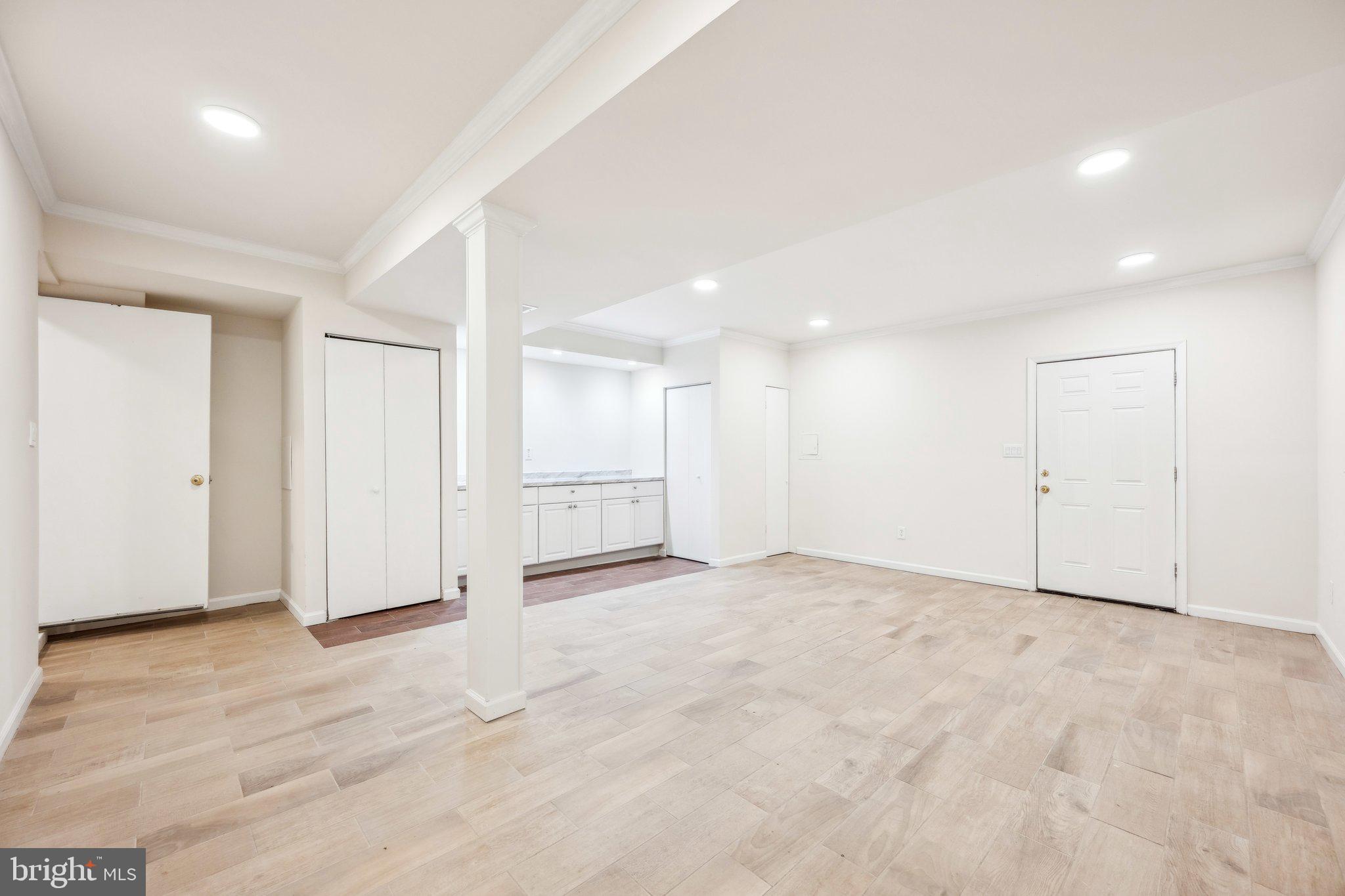 2827 Ellicott Street Northwest Washington, DC 20008 - Photo 30 of 56 a view of an empty room