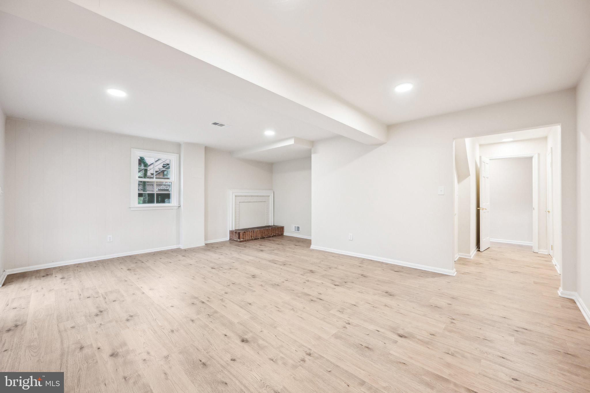 2827 Ellicott Street Northwest Washington, DC 20008 - Photo 41 of 56 a view of an empty room