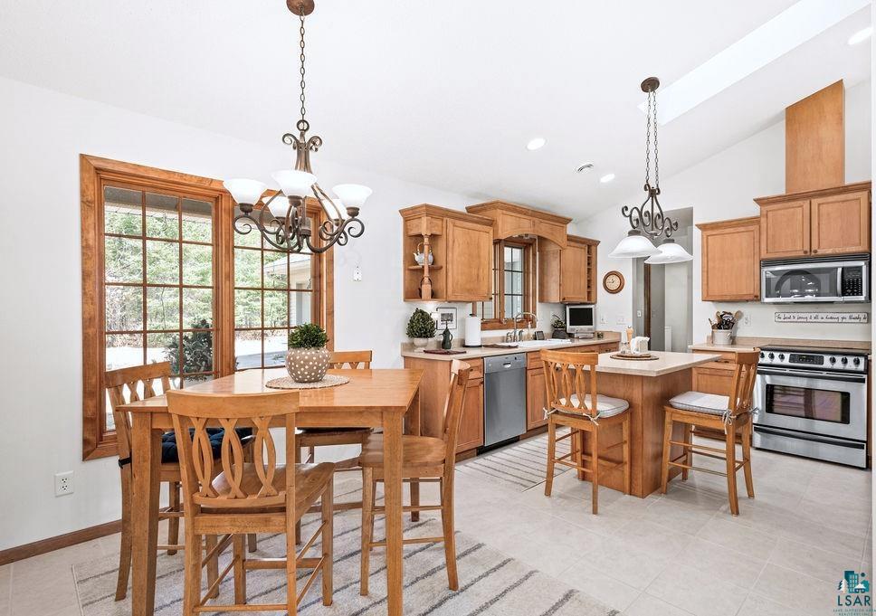 6786 Abbott Road Duluth, MN 55803 - Photo 14 of 46