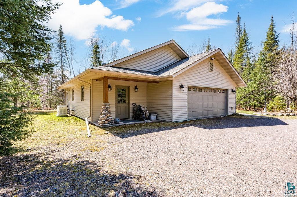 6786 Abbott Road Duluth, MN 55803 - Photo 3 of 46