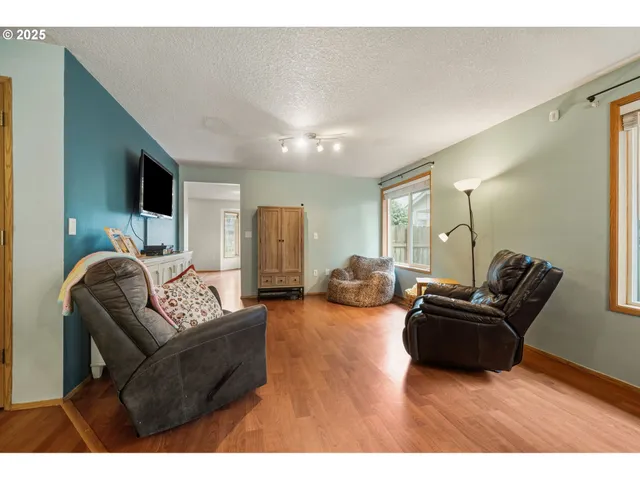 $460,000 | 13008 Northeast 93rd Street, Vancouver, WA 98682