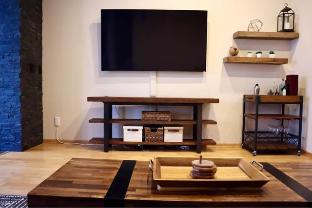 $2,500 | 3712 Wooddale Avenue South, Unit 8, St. Louis Park, MN 55416