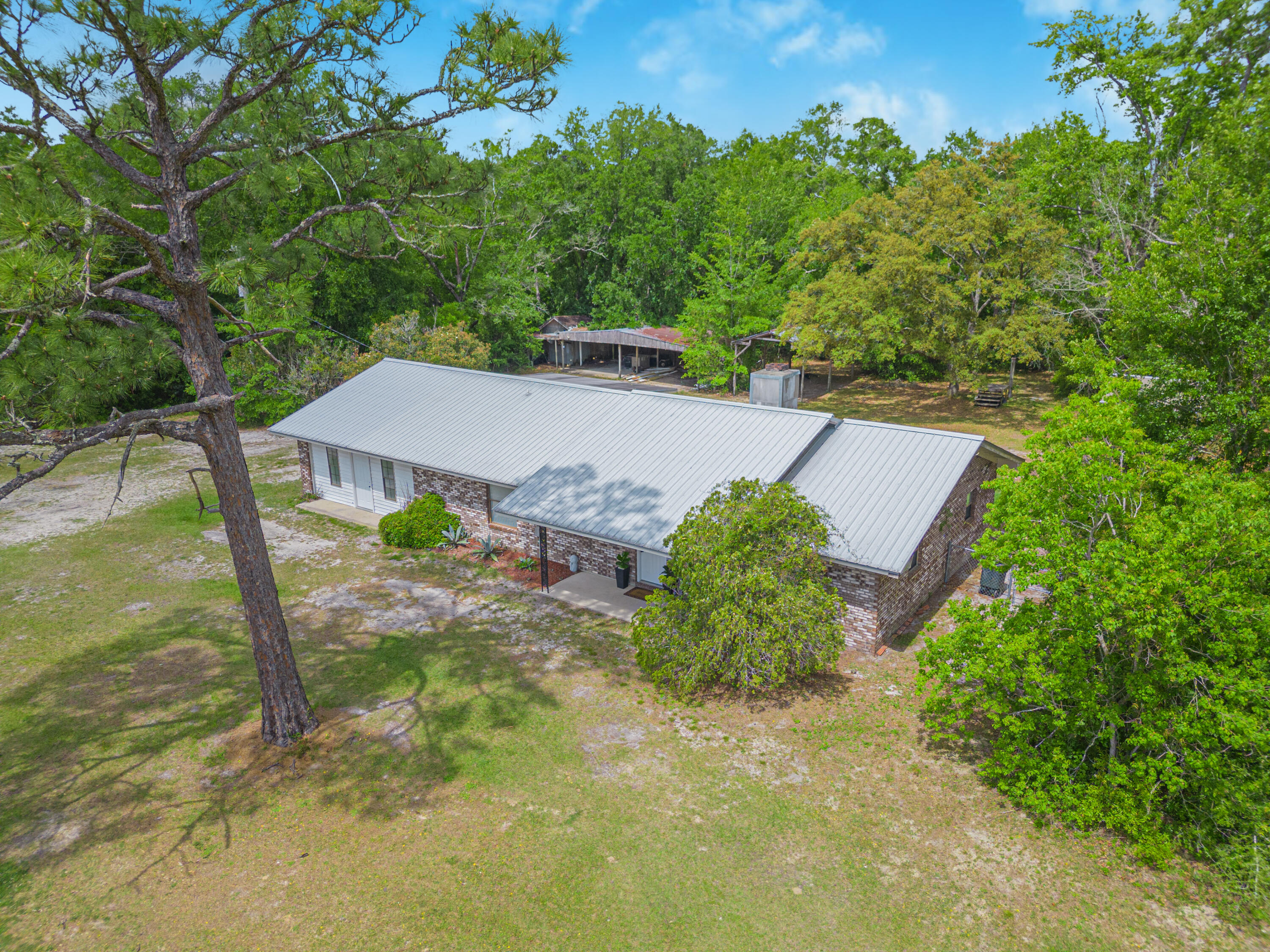 19228 Highway 331 Freeport, FL 32439 - Photo 10 of 26