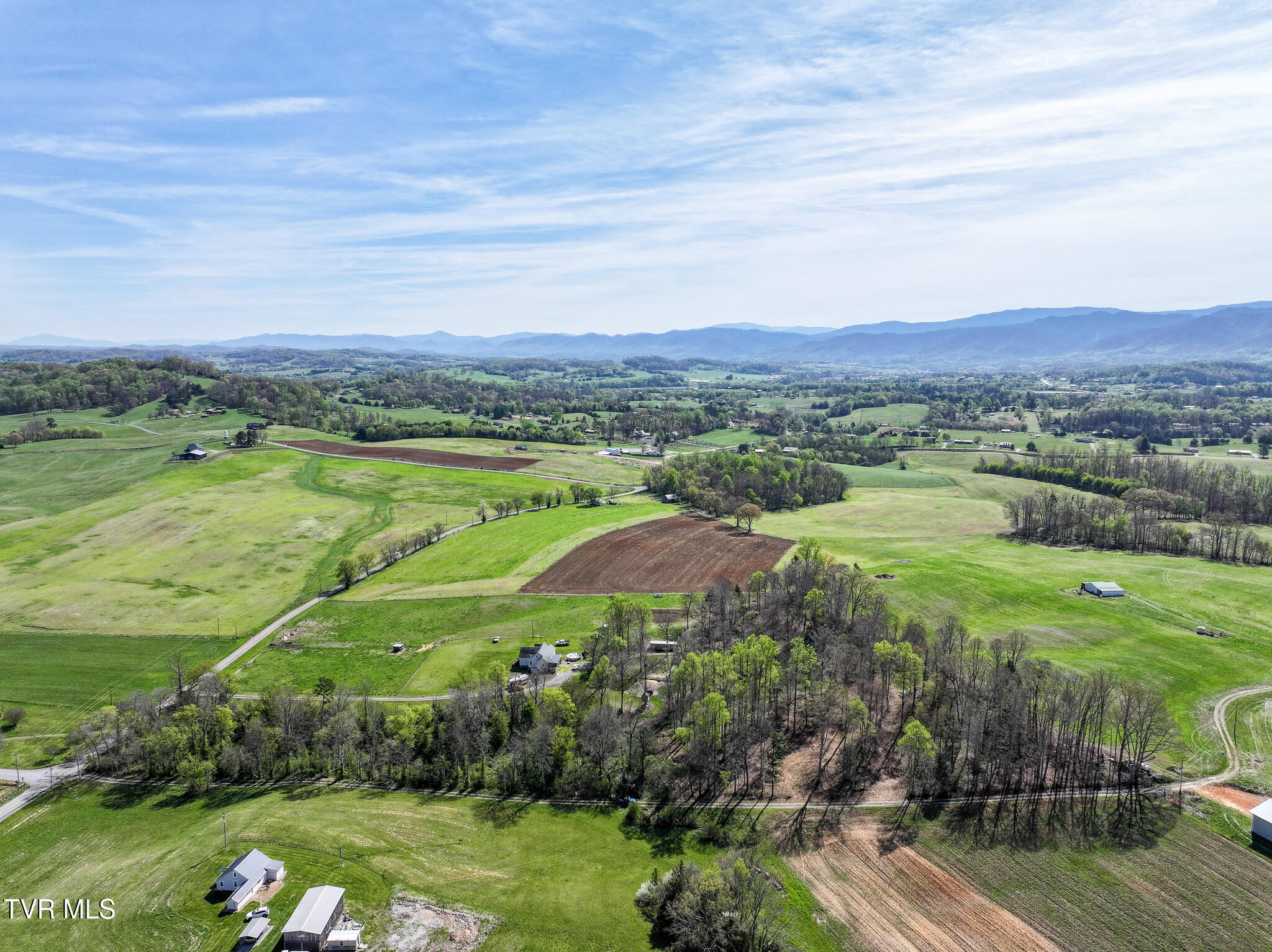 190 Treadway Road Chuckey, TN 37641 - Photo 31 of 34 DJI_20260406094623_0415_D