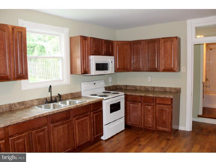 1034 Baker Road Reading, PA 19608 - Photo 6 of 12 Kitchen