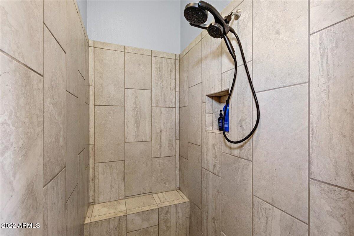 19692 Walnut Road Queen Creek, AZ 85142 - Photo 16 of 26 16-Master Shower