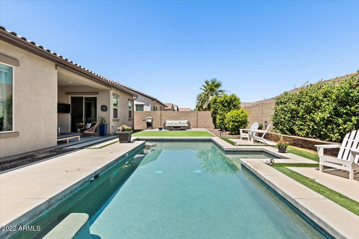 19692 Walnut Road Queen Creek, AZ 85142 - Photo 23 of 26 23-Pool