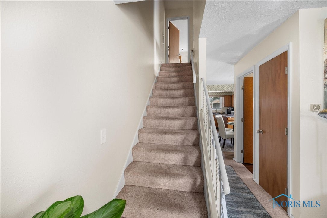 2403 Rockspring Road Toledo, OH 43614 - Photo 11 of 20 Gallery Image 11