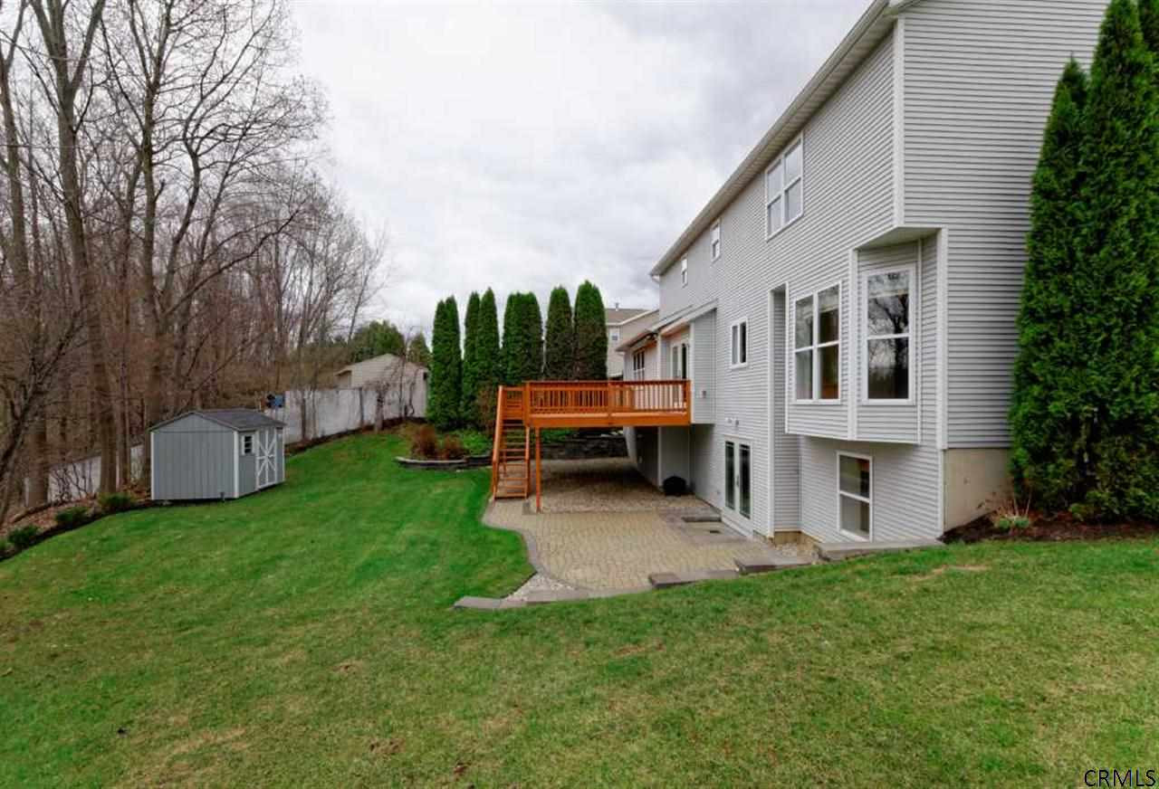 112 Country Walk Road Rotterdam, NY 12306 - Photo 24 of 25 Photo 24