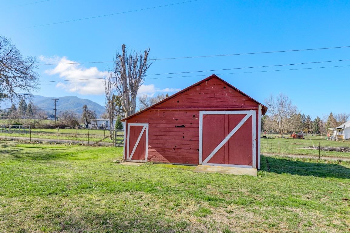 2384 Camp Baker Road Medford, OR 97501 - Photo 34 of 35 Additional Photo