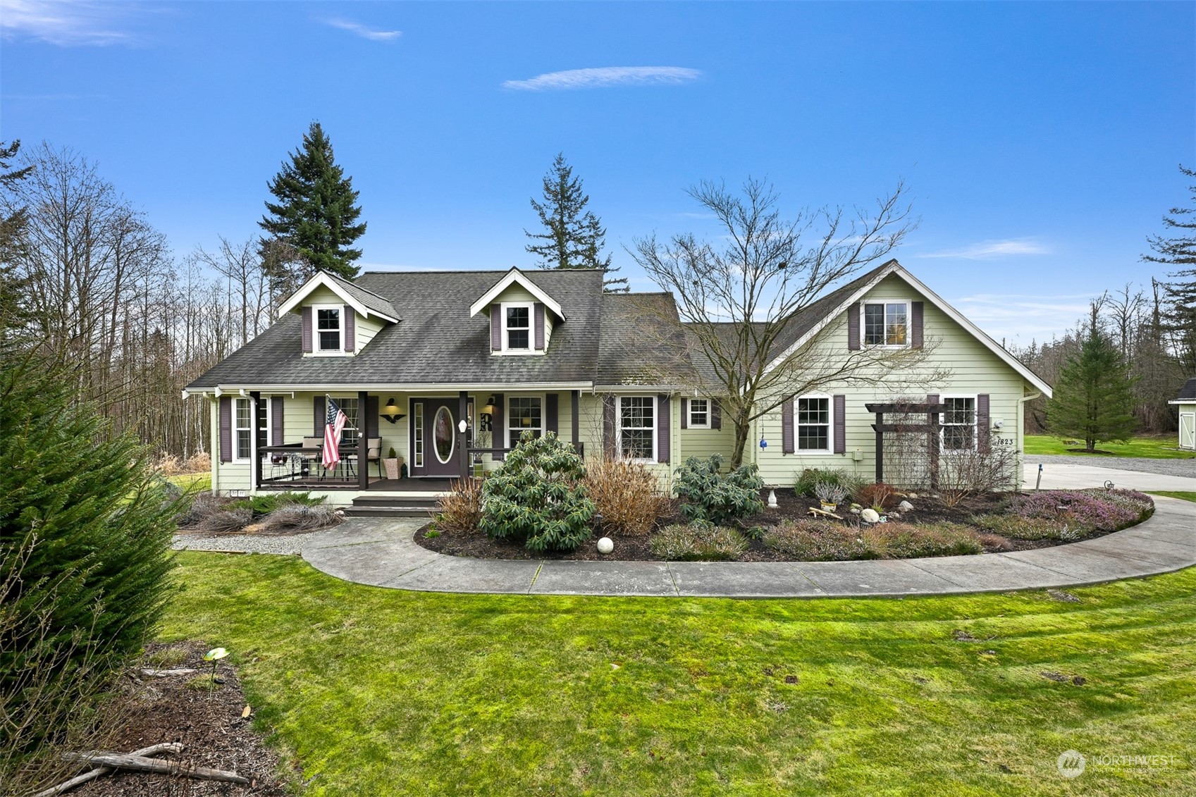 1823 H Street Road Blaine, WA 98230 - Photo 4 of 40 Gallery Image 4
