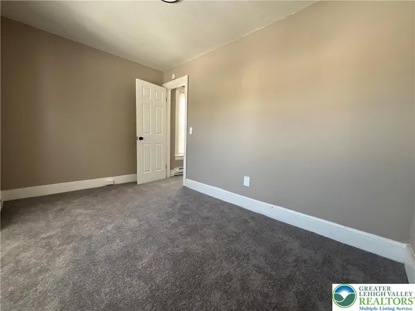 $1,495 | 439 North Law Street, Allentown, PA 18102