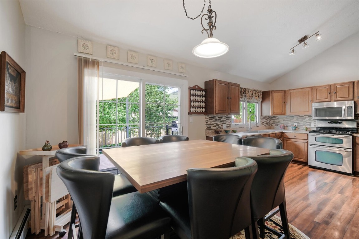 897 Deer Path Road Dillon, CO 80435 - Photo 8 of 38 Dining Area