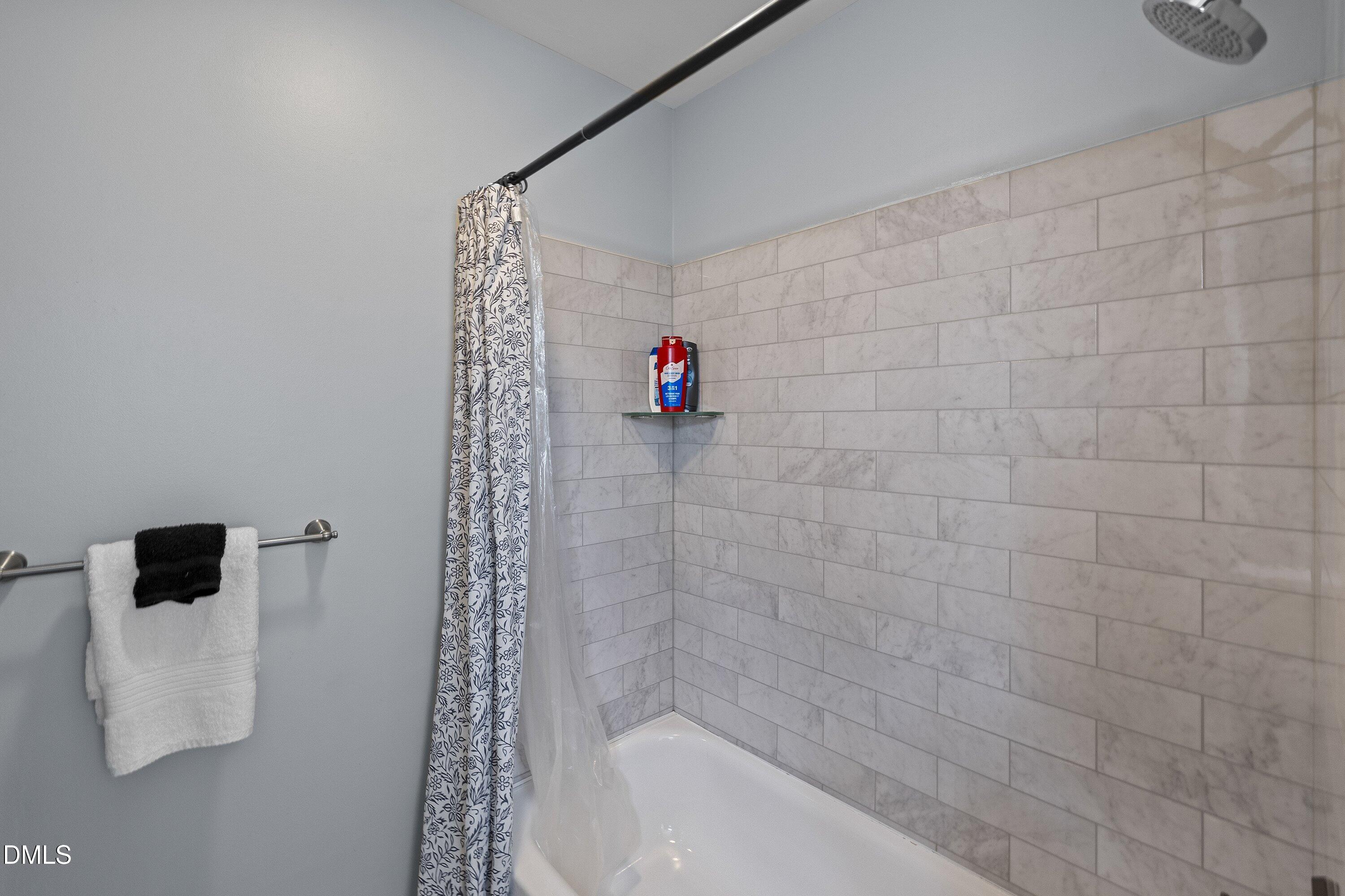 6016 Bellow Street Raleigh, NC 27609 - Photo 31 of 46 33-6016 Bellow _7054