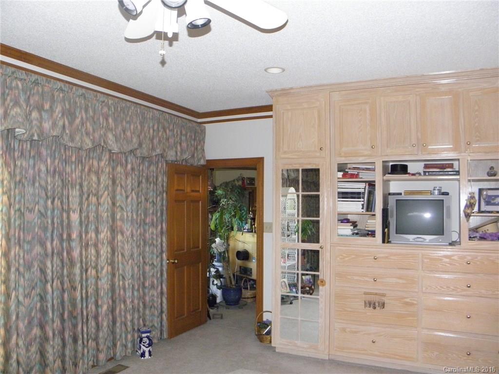 5490 Cold Springs Road South Concord, NC 28025 - Photo 9 of 22 Gallery Image 9
