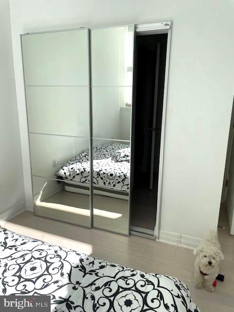 1600 Arch Street, Unit 1904 Philadelphia, PA 19103 - Photo 15 of 21 a bathroom with a bathtub and shower