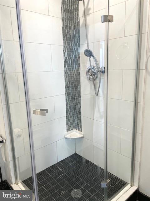 1600 Arch Street, Unit 1904 Philadelphia, PA 19103 - Photo 21 of 21 a bathroom with a shower