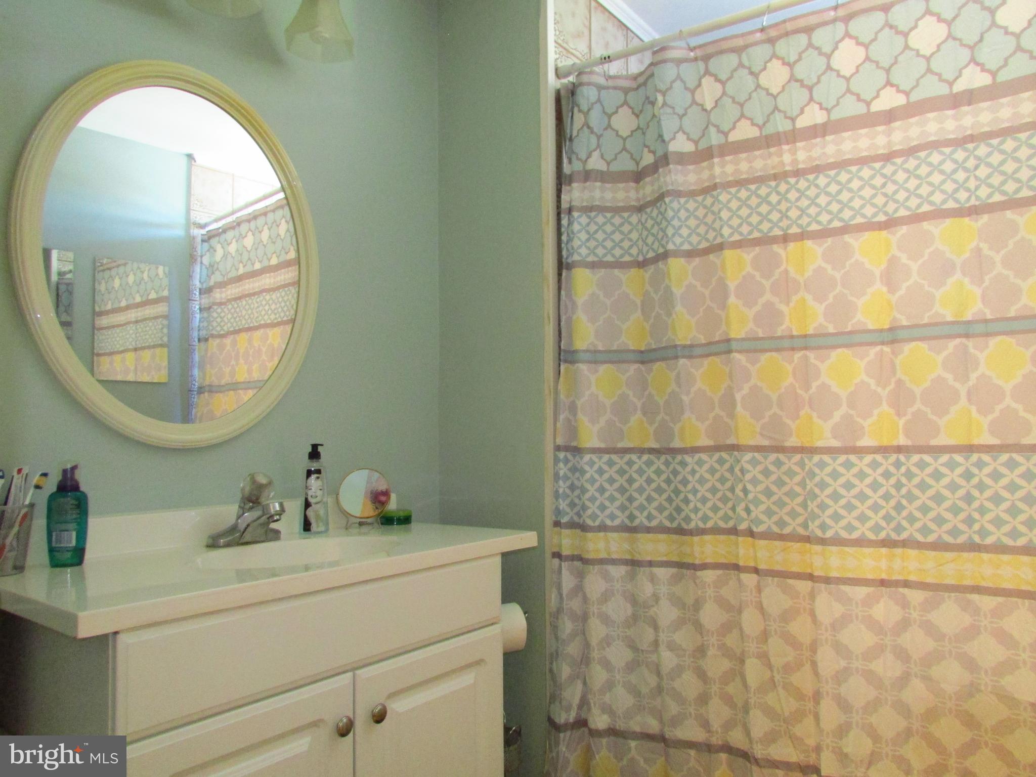 308 Concord Road Seaford, DE 19973 - Photo 18 of 21 2nd floor bath