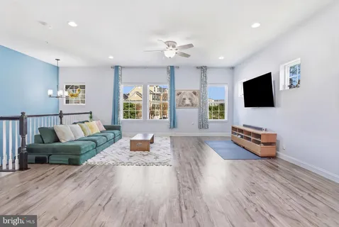 $529,700 | 623 Clear Blue Lane, Pasadena, MD 21122