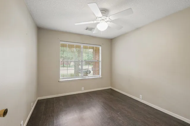 $2,100 | 17538 South Summit Canyon Drive, Houston, TX 77095