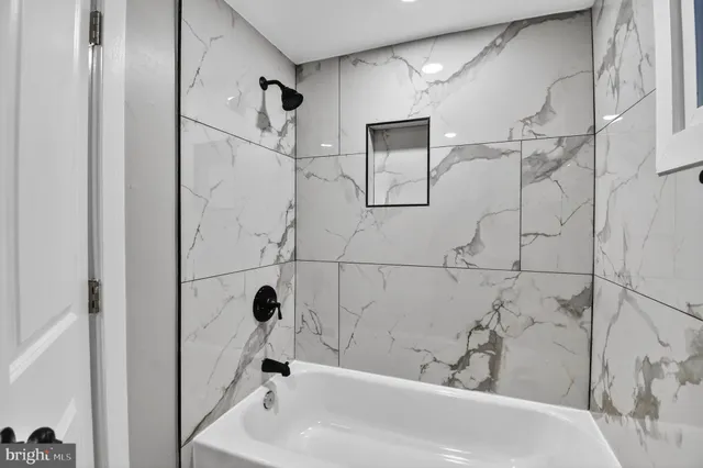 $425,000 | 1312 Dunbar Oaks Drive, Capitol Heights, MD 20743