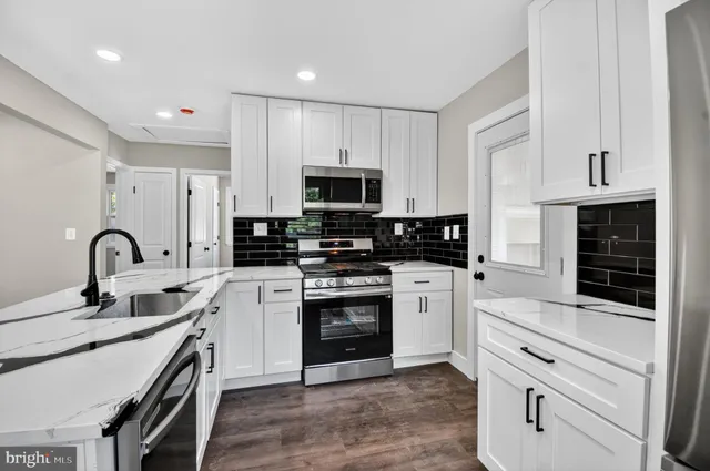 $425,000 | 1312 Dunbar Oaks Drive, Capitol Heights, MD 20743