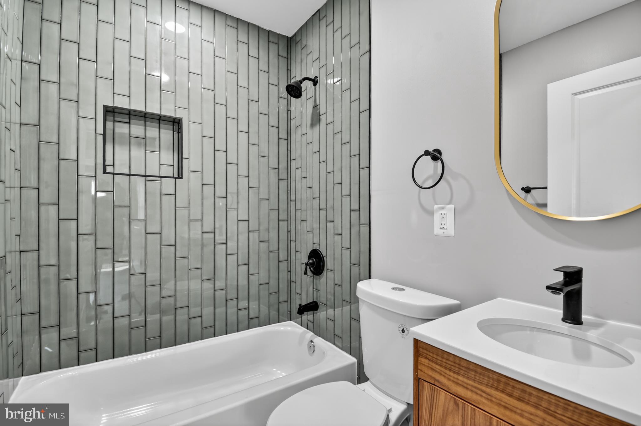 1312 Dunbar Oaks Drive Capitol Heights, MD 20743 - Photo 8 of 17 Full bath