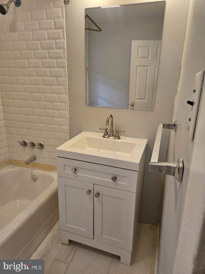 186 Gibbsboro Road, Unit 3 Clementon, NJ 08021 - Photo 10 of 11