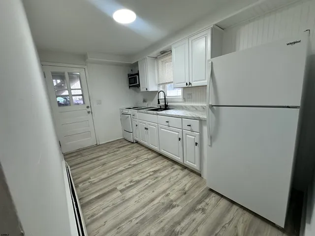 $1,800 | 16 South Washington Avenue, Margate City, NJ 08402