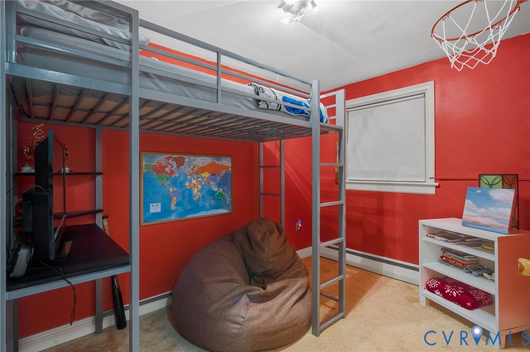 9303 Lawndell Road Henrico, VA 23229 - Photo 17 of 33 a living room with furniture