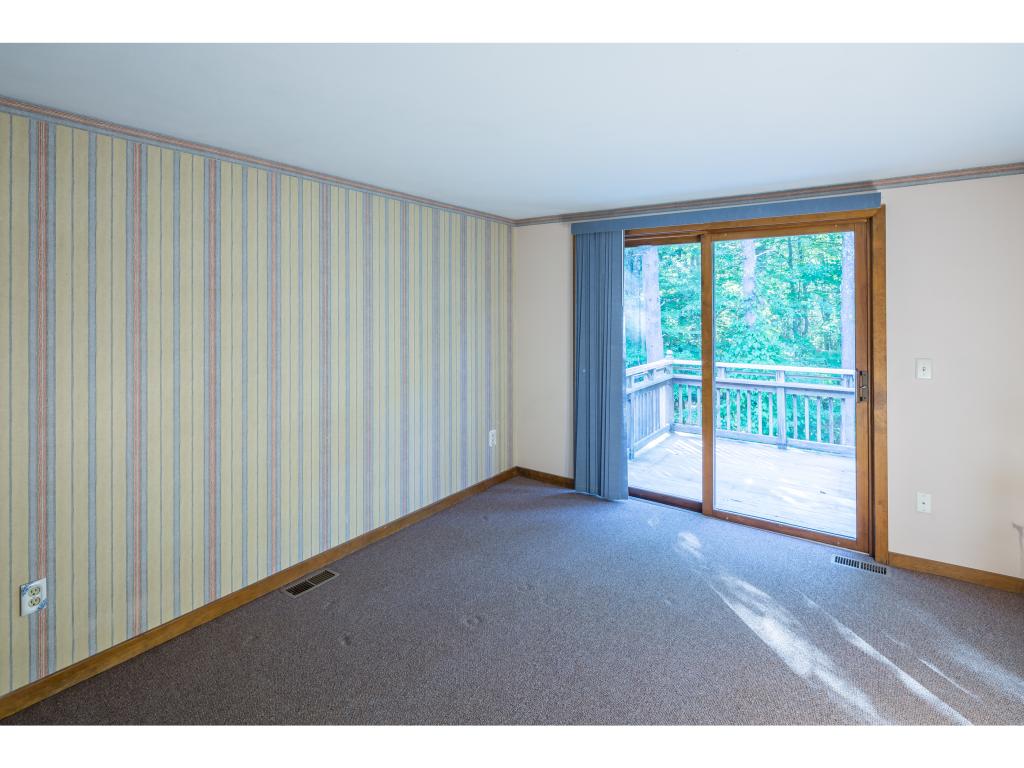 32 Kirriemuir Road, Unit 32 Stratham, NH 03885 - Photo 10 of 14
