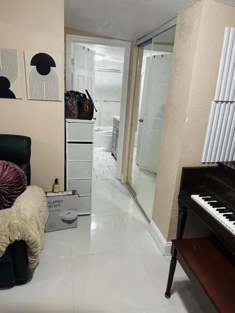 $3,600 | 833 Briggs Street, West Palm Beach, FL 33405