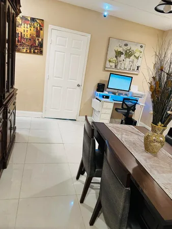 $3,600 | 833 Briggs Street, West Palm Beach, FL 33405