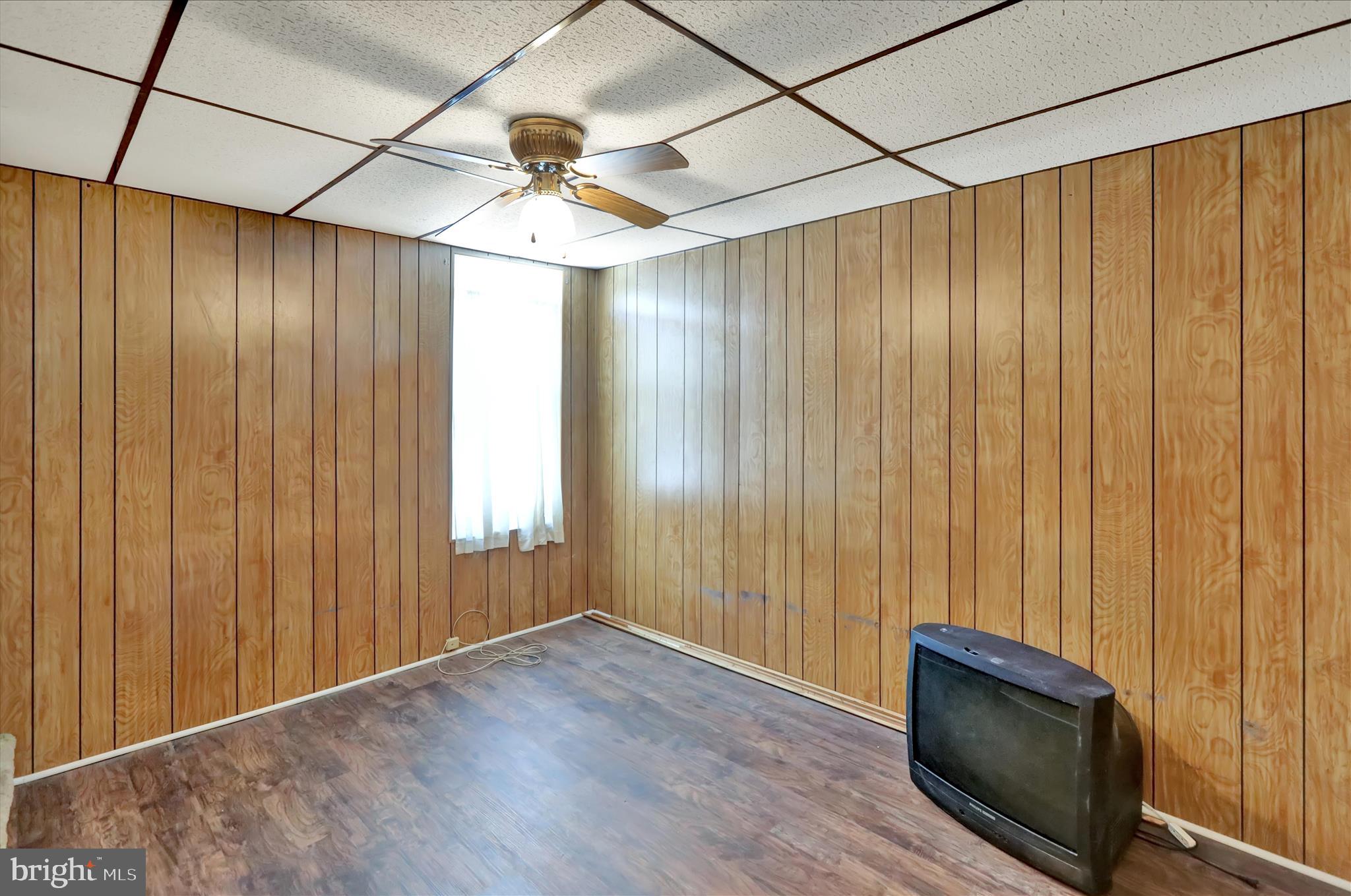 441 East Linden Street Reading, PA 19604 - Photo 12 of 16 Bedroom 2 on 2nd floor