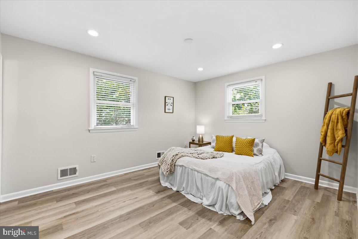 5804 Spell Road Clinton, MD 20735 - Photo 4 of 58 Primary bedroom