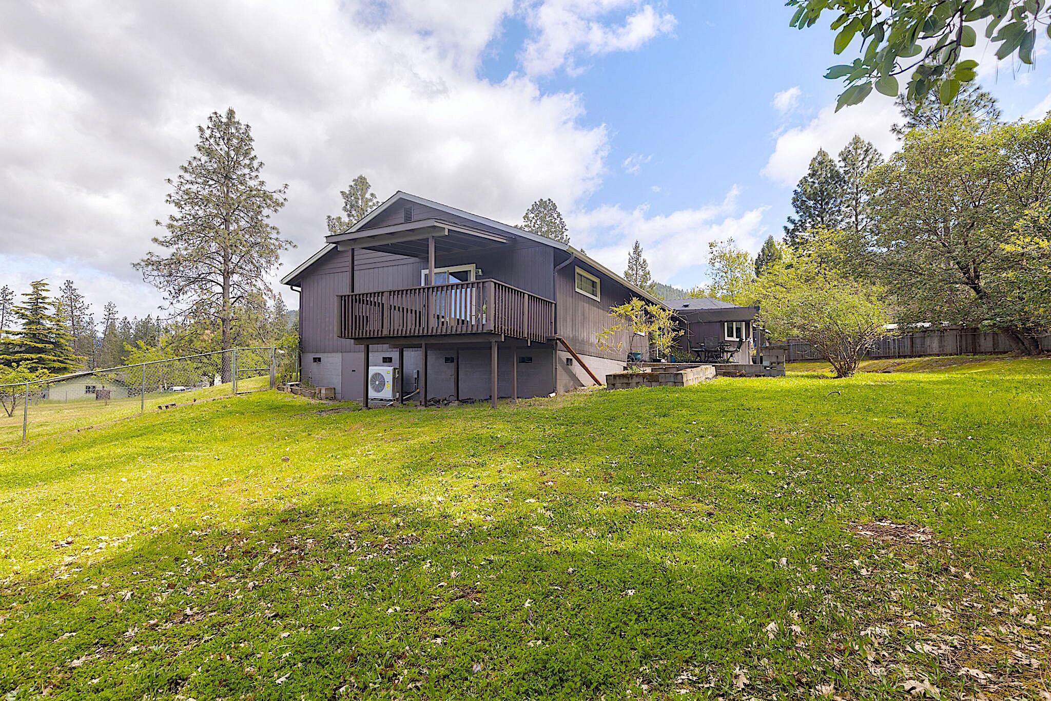 587 Summit Loop Grants Pass, OR 97527 - Photo 47 of 59 22-web-or-mls-587-summit-loop