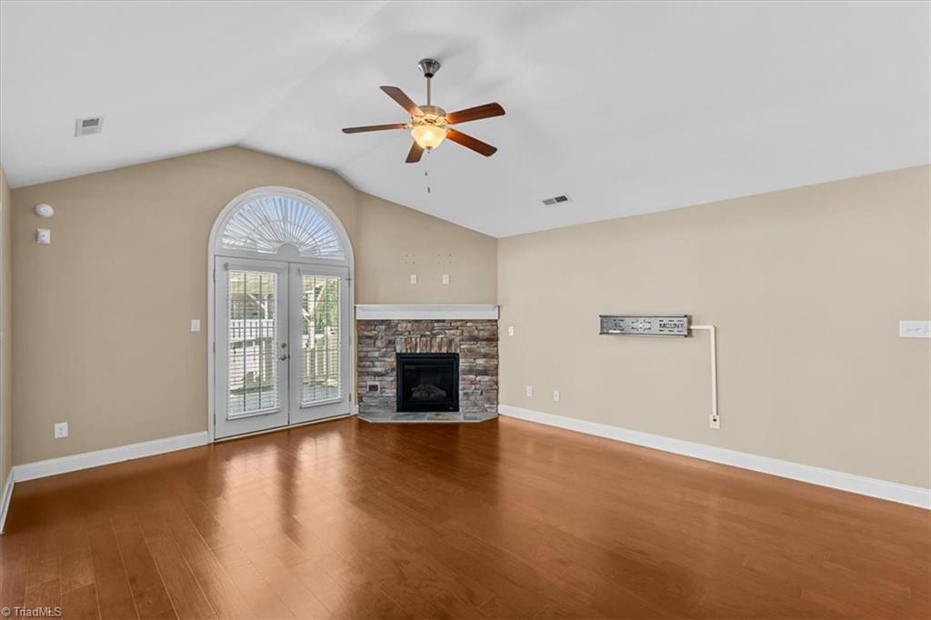 4250 Plantation Ridge Lane Greensboro, NC 27409 - Photo 6 of 36