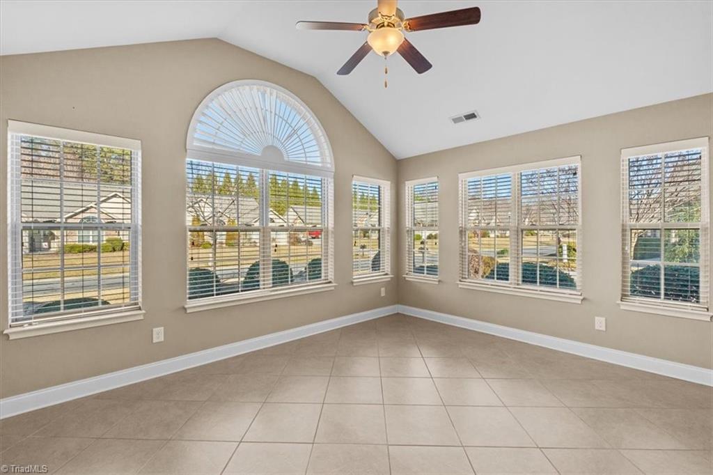 4250 Plantation Ridge Lane Greensboro, NC 27409 - Photo 10 of 36