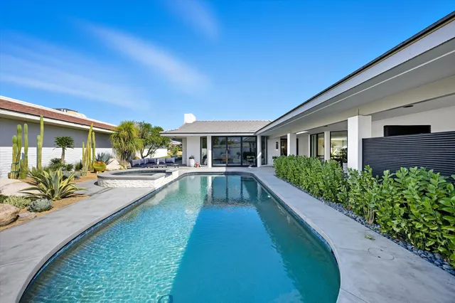 $2,599,000 | 3 Surrey Court, Rancho Mirage, CA 92270