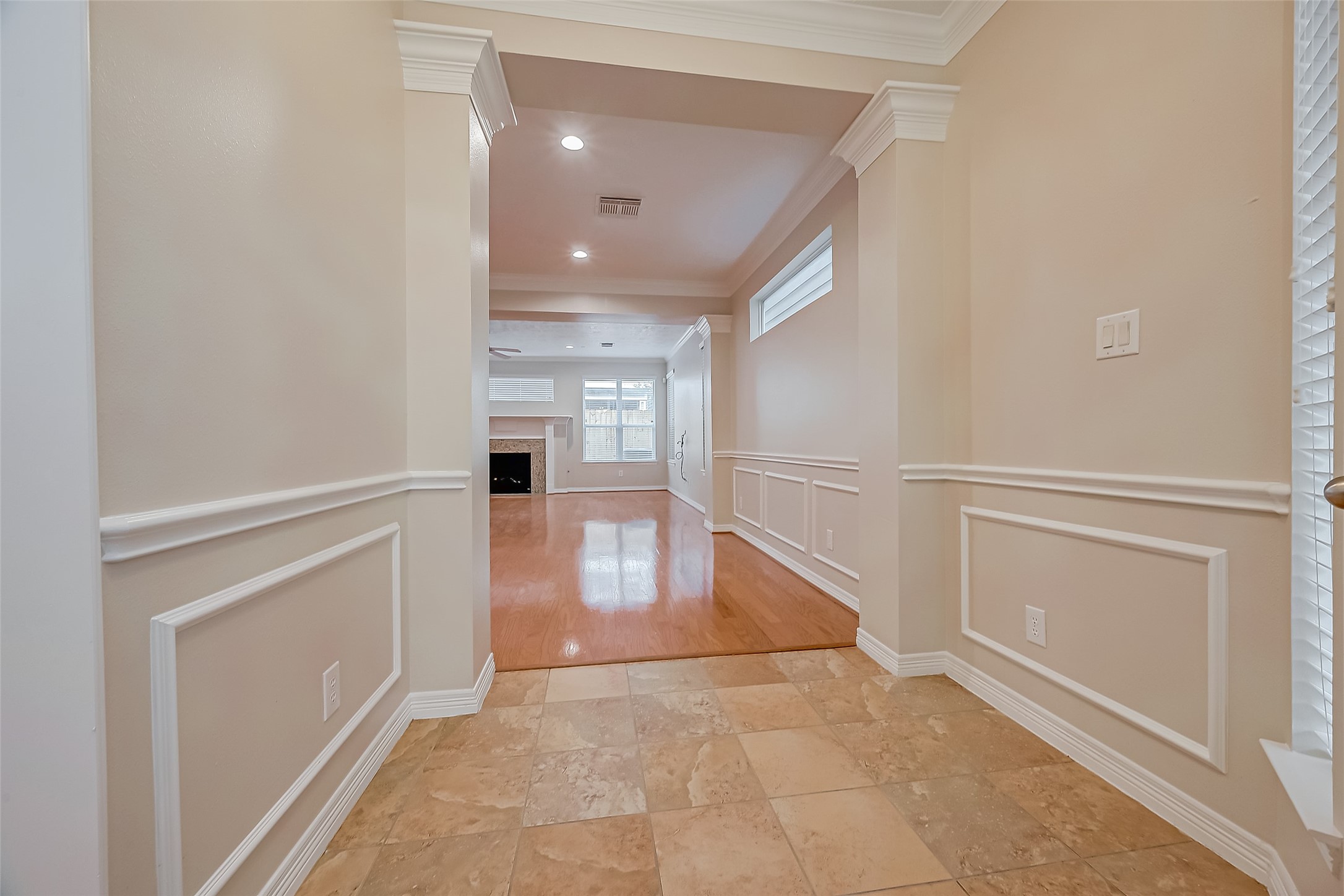 1328 Prince Street Houston, TX 77008 - Photo 7 of 40