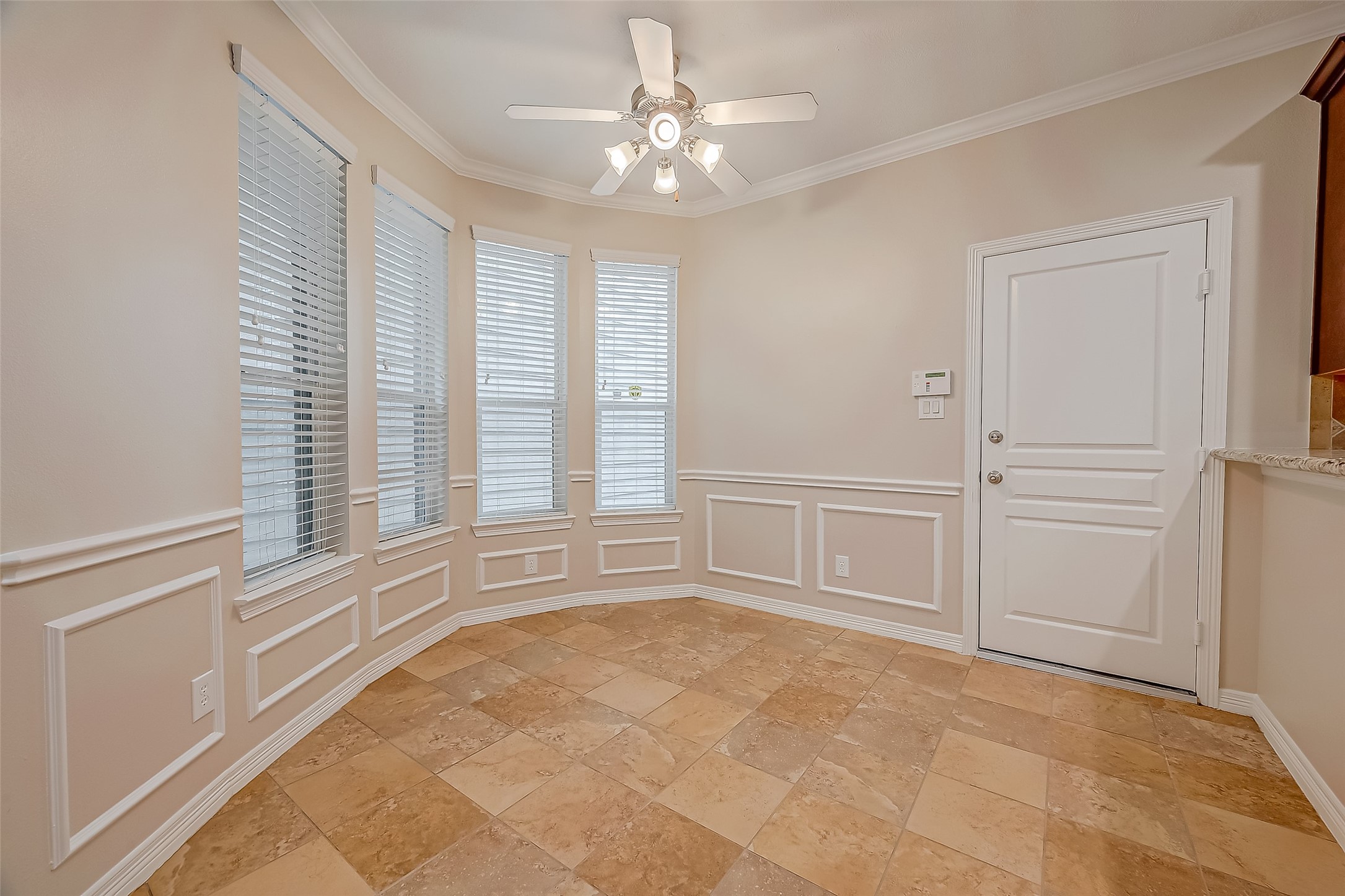 1328 Prince Street Houston, TX 77008 - Photo 8 of 40