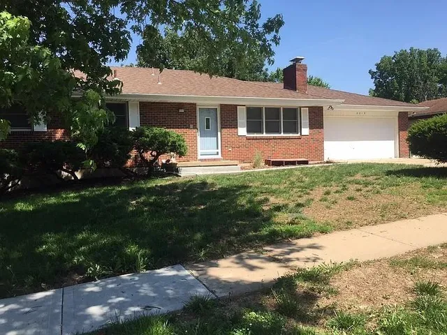 $285,000 | 2219 North 82nd Terrace, Kansas City, KS 66109
