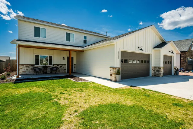 $560,000 | 1370 Stone Rdg Dr., Ranchester, WY 82839