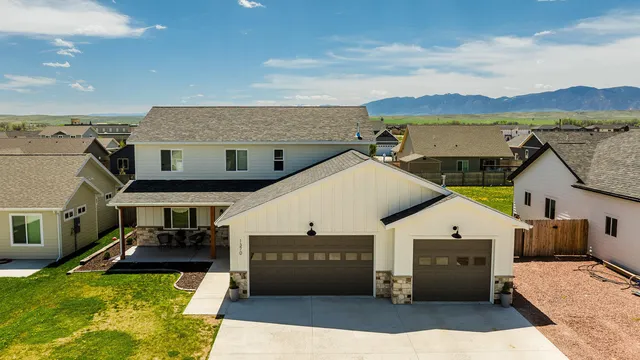 $560,000 | 1370 Stone Rdg Dr., Ranchester, WY 82839