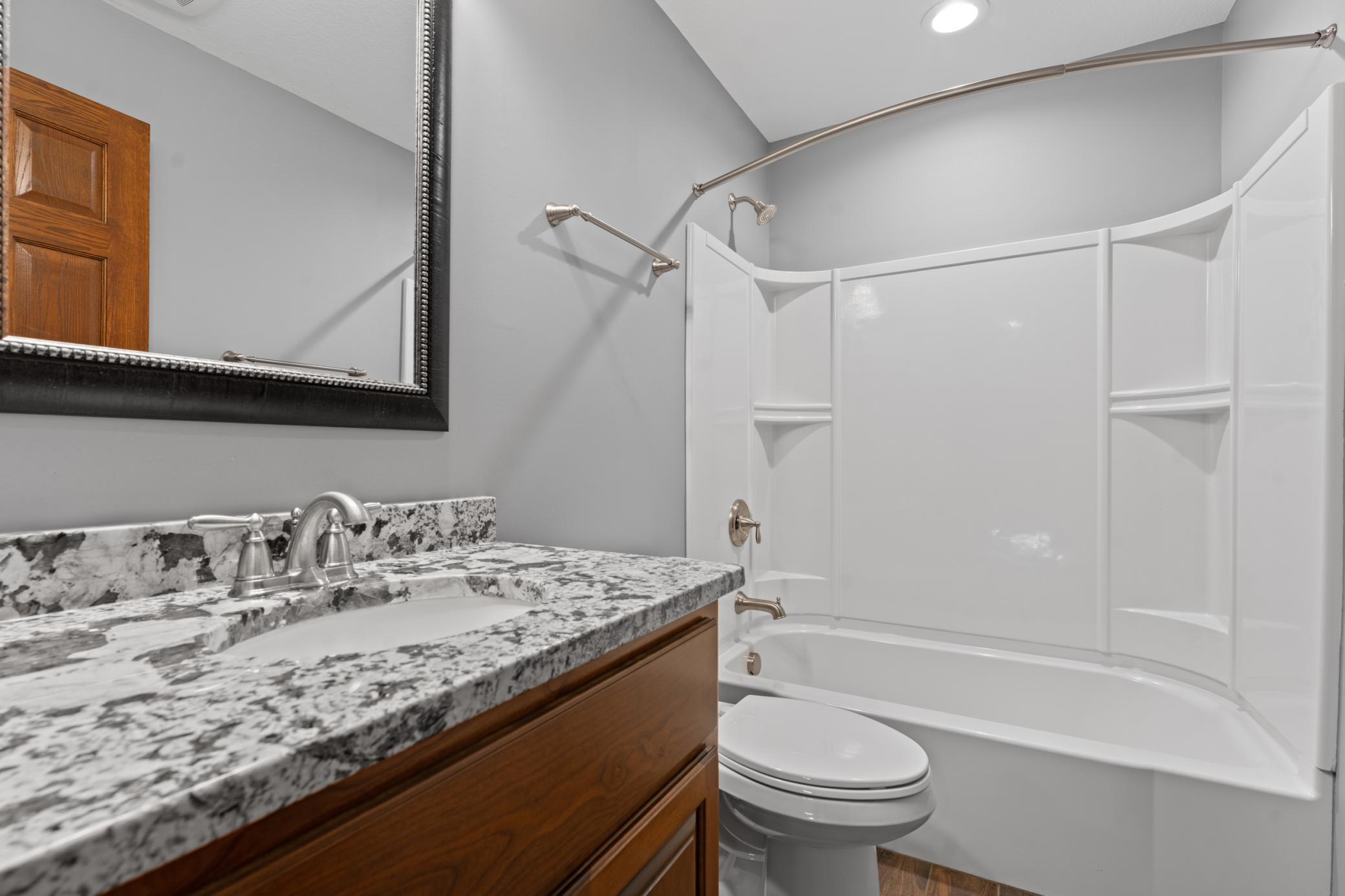 5005 Scenic Oak Drive Southwest Rochester, MN 55902 - Photo 26 of 34