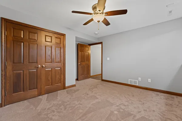 $719,900 | 5005 Scenic Oak Drive Southwest, Rochester, MN 55902